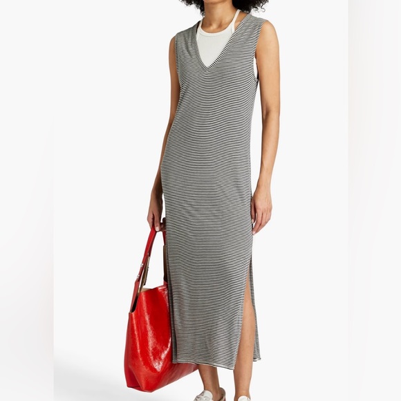 Rag & Bone fitted dress! Pair with sneakers for the perfect look. - Picture 1 of 6